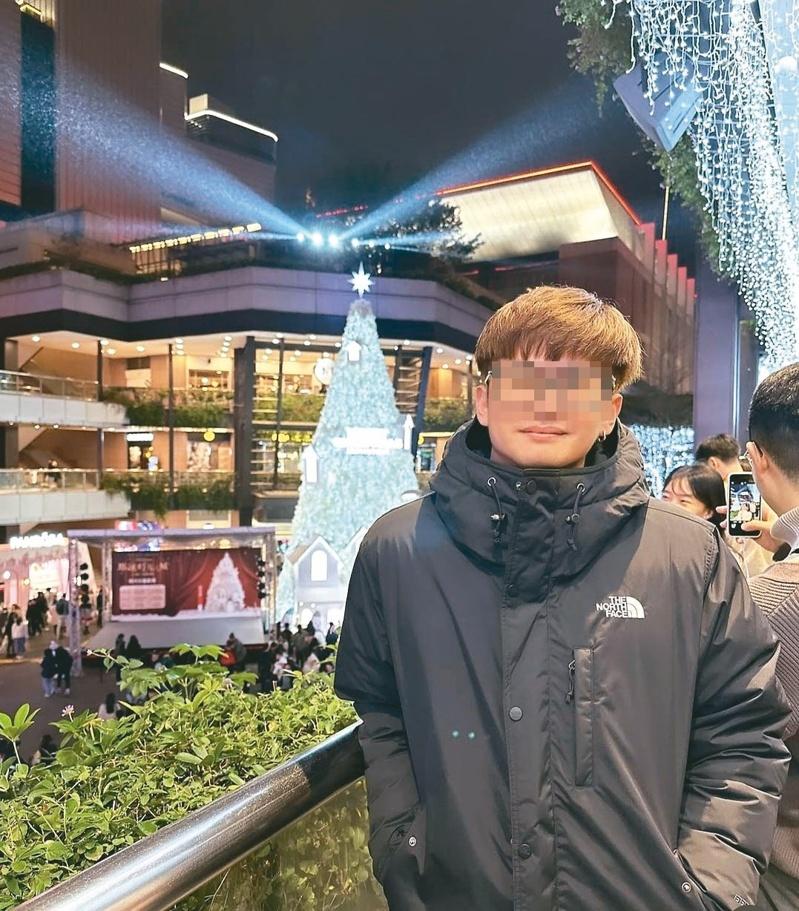 艺人江祖平（图）爆料三立资深副总龚美富之子龚益霆涉嫌性侵女演员，后续揭露自己就是受害者。(取材自脸书)