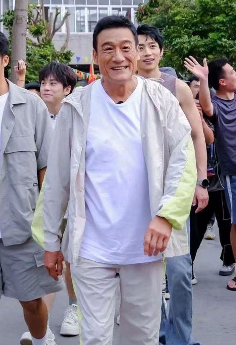 梁家辉虽是影帝,也曾有过被封杀的低潮。(取材自微博)