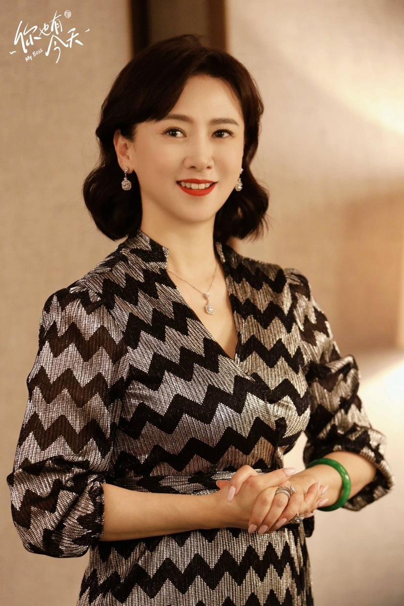 翁虹外表冻龄保养得宜。(取材自微博)