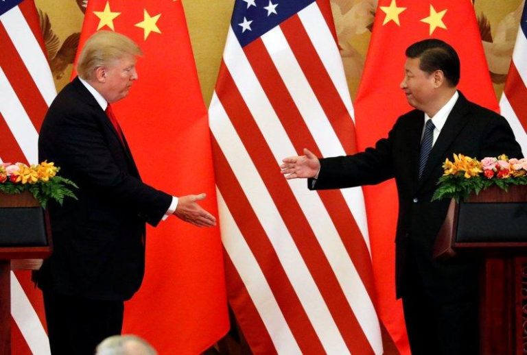 美国总统川普（左）与中国国家主席习近平（右）。（路透）
