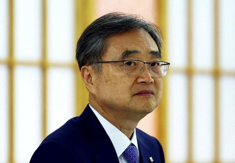 日本外务大臣岩屋毅。(路透)