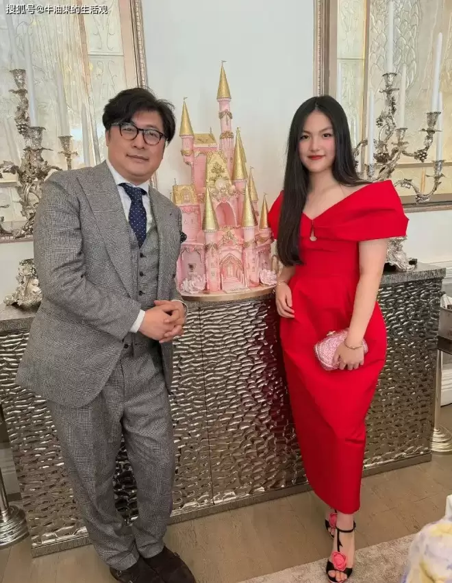 王诗龄过16岁生日，李湘王岳伦离婚4年合体....