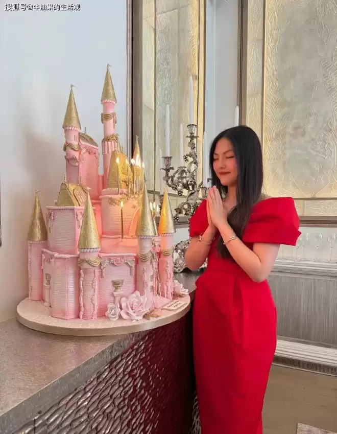 王诗龄过16岁生日，李湘王岳伦离婚4年合体....