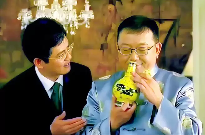 两任妻子无可奈何，年幼儿子帮王刚戒酒