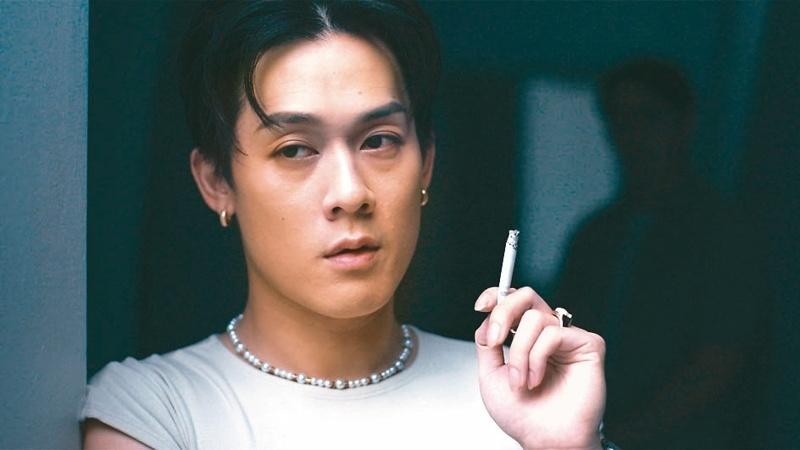 林依晨（左）与张孝全第4度合作，双双入围金马奖。（图／风起娱乐提供）