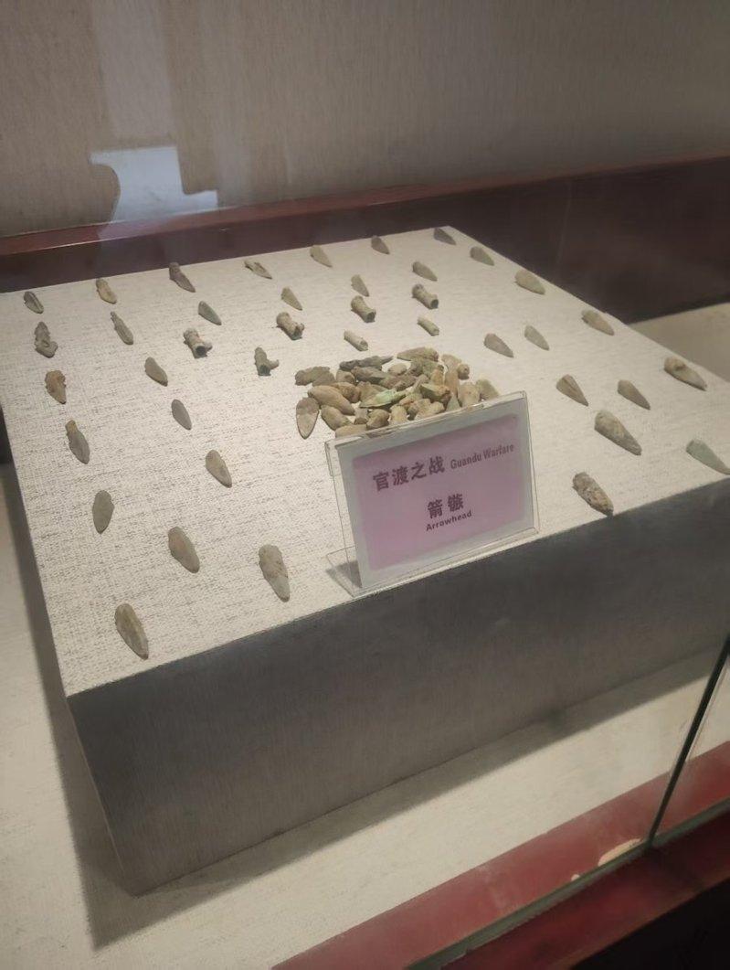 「三国的星空」电影上映后，官渡博物馆及周边遗迹日均客流量较此前增长超60%，其中亲子家庭占比达四成，较平常翻了一倍。（取材自正观新闻）