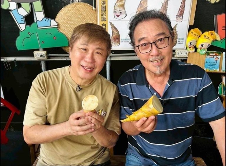 赵树海(右)和胡瓜(左)是相识多年的老友。(图／「下面一位」提供)