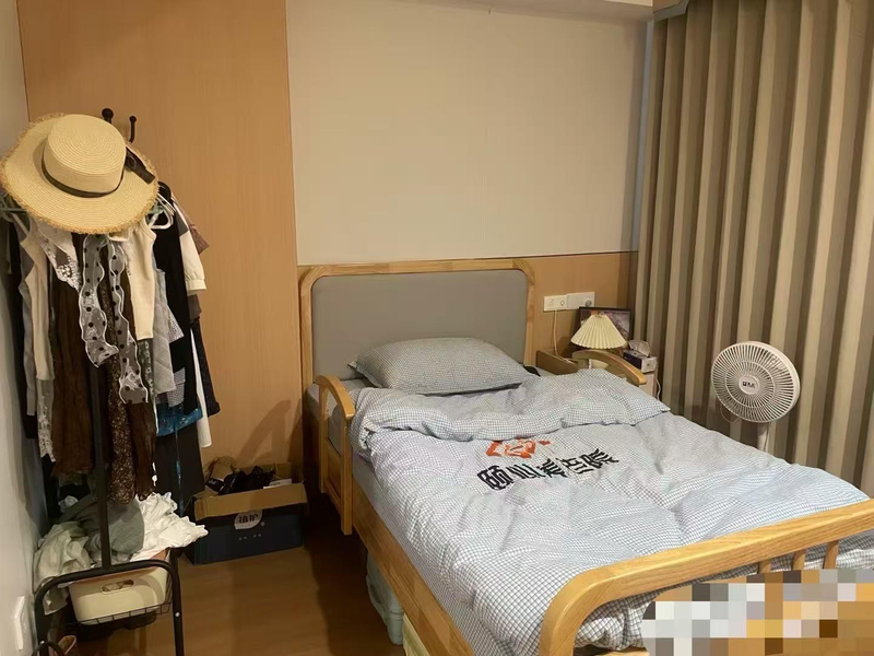 网友入住房间。(取材自极目新闻/网友供图)