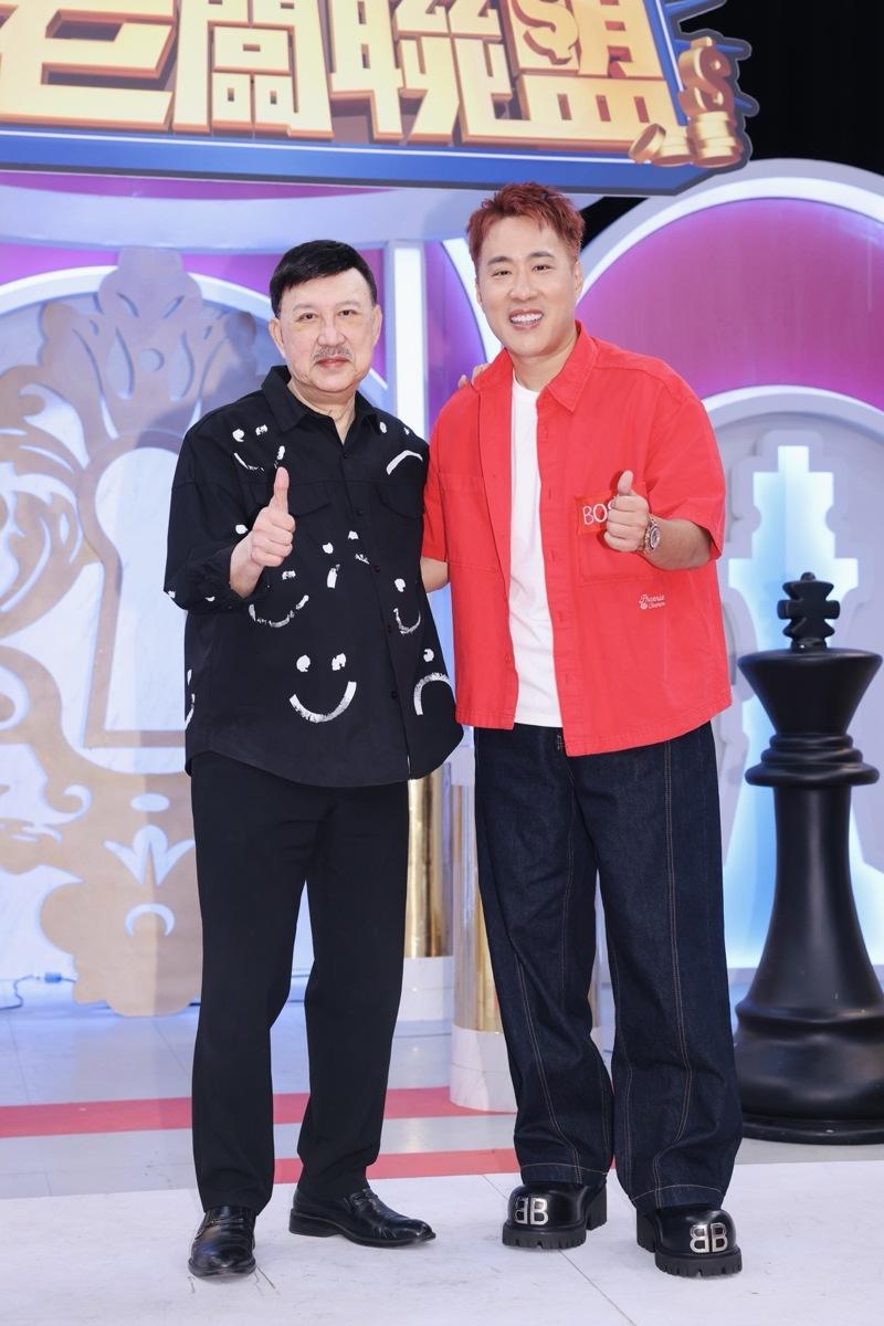 余天对现在的政治时事诸多不满。记者王聪贤/摄影