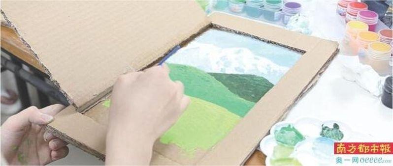 复学营高中组进行「仿真返校日」活动。(取材自南方都市报)