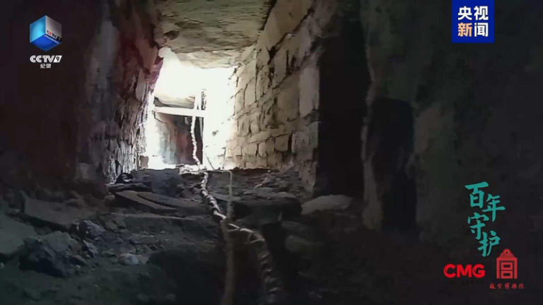 北京故宫600年不积水 原来地下深藏庞大精密的古人的智能 北京故宫地下一条15公里长的排水暗沟,600年来守护着宫殿群。(取材自央视)