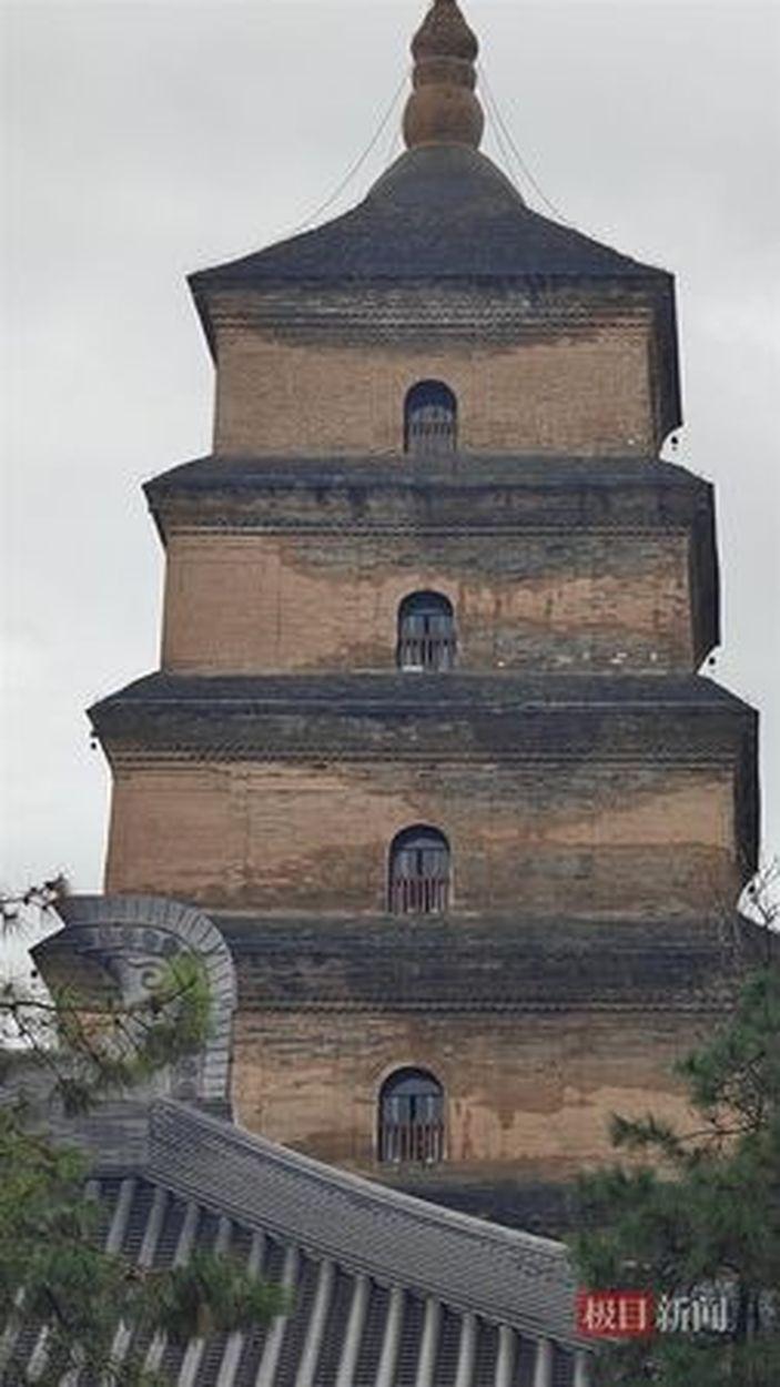 西安遍地长出蘑菇。（取材自微博）