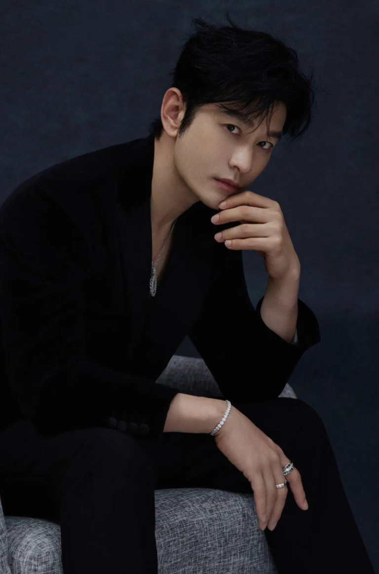 黄晓明自曝曾因「闹太套」陷抑郁 「连狗都在嘲笑我」 黄晓明自曝曾因「闹太套」梗,陷入抑郁的经历。(取材自潇湘晨报)