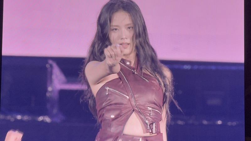 Lisa屁股蛋若隐若现。图/读者提供