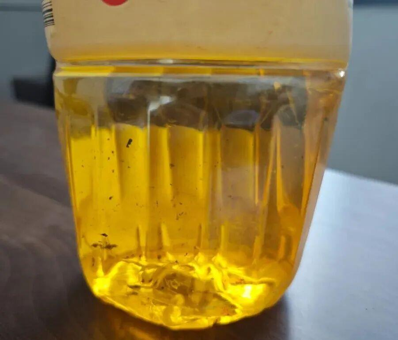 女子的金镯被「王水」洗掉5克。(取材自大河报)