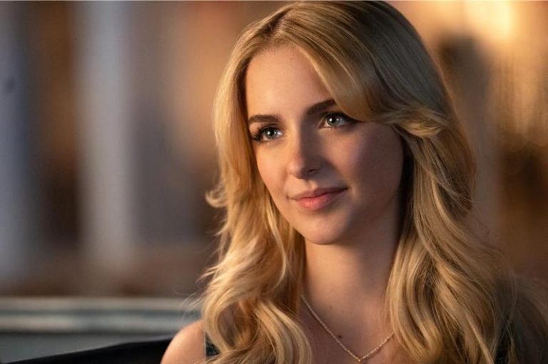 麦肯娜葛瑞丝为「只为你遗憾」献出从影以来最成熟演出。（图／UIP提供）