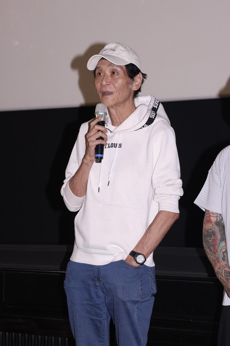 钢铁爸是颜正国生前的好友，也帮忙处理后事。记者王聪贤／摄影