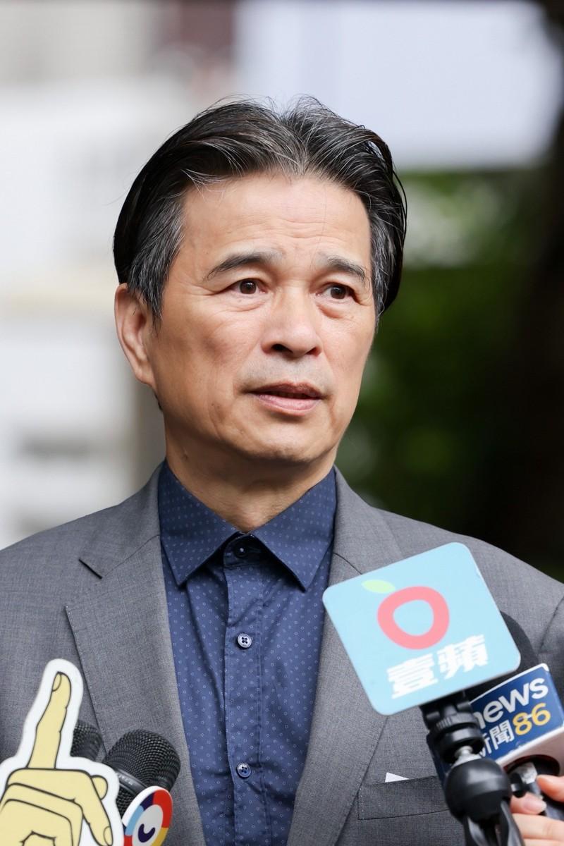 李兴文呼吁大家记得打165反诈专线。记者林士杰/摄影