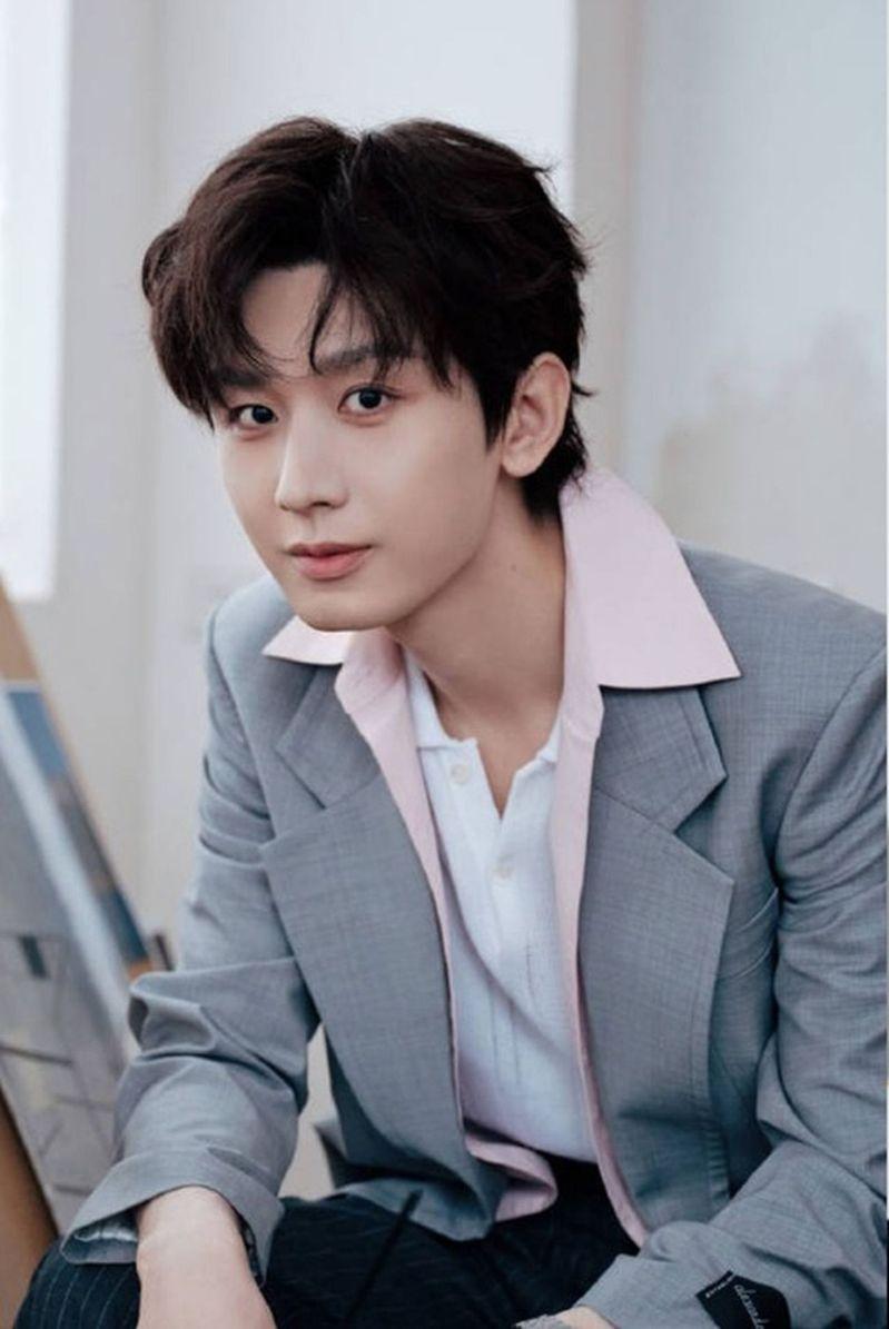 成毅在「天地剑心」中饰演王权富贵。（取材自微博）