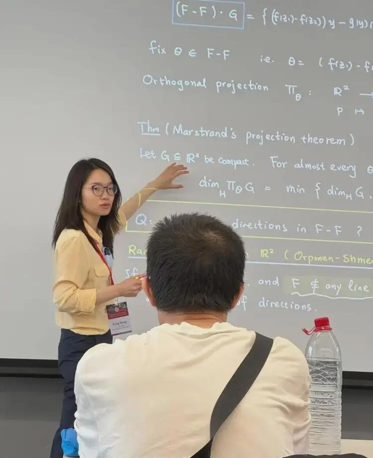 王虹若真的拿下菲尔兹奖,将是中国女性史上第一人。(取材自北京大学校友网)