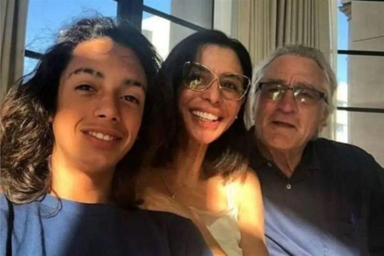 劳勃狄尼洛19岁外孙吸毒猝死案 再逮捕5人 劳勃狄尼洛(右)19岁外孙李安卓(左)感情融洽。(取材自Instagram)