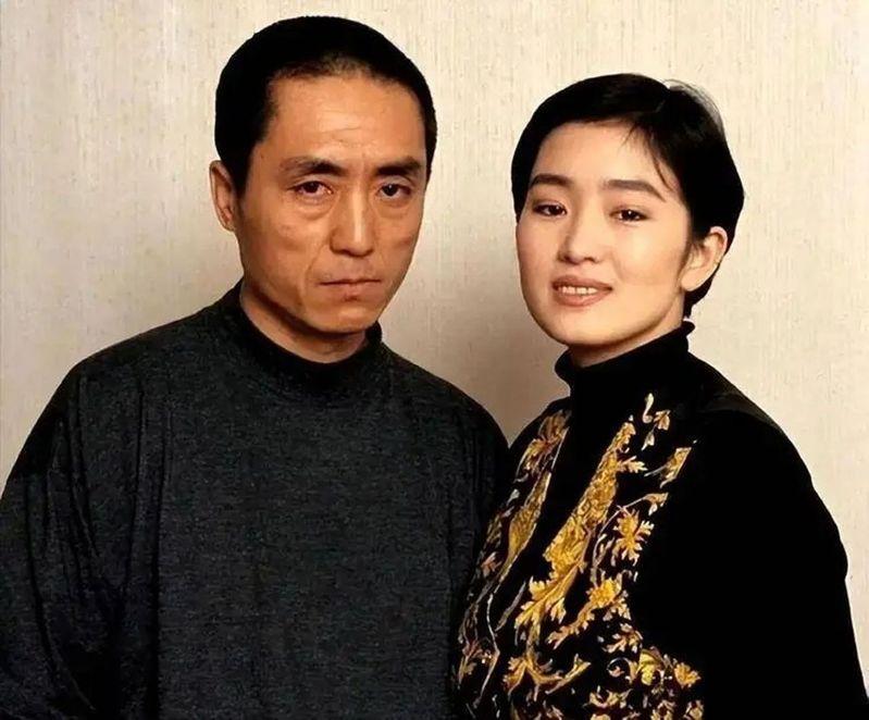 巩俐（右）担任2018年金马奖评审团主席，在颁奖典礼和旧情人张艺谋（左）碰头。（本报数据照片）