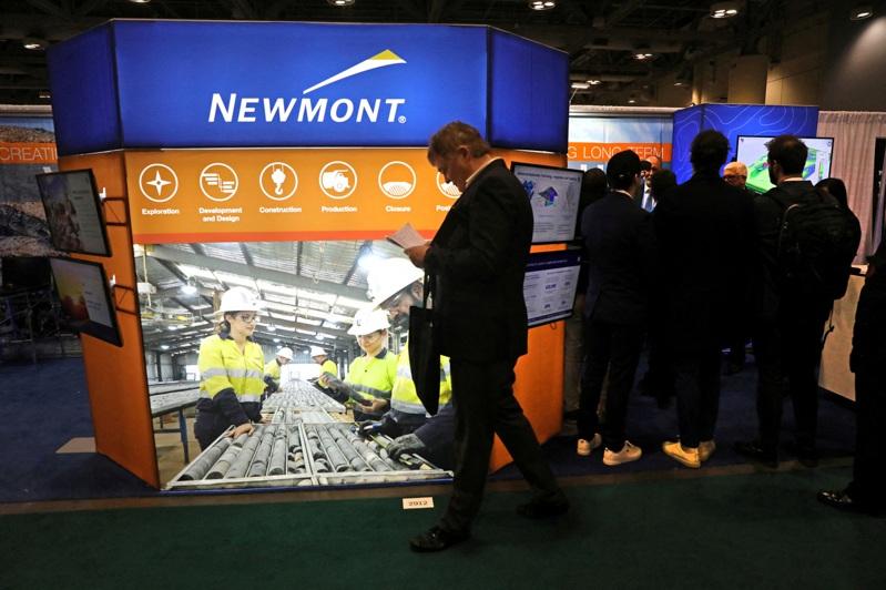 金价飙高，带动Newmont、Barrick Mining和Agnico Eagle等大型矿商获利暴增、股价大涨。（路透）