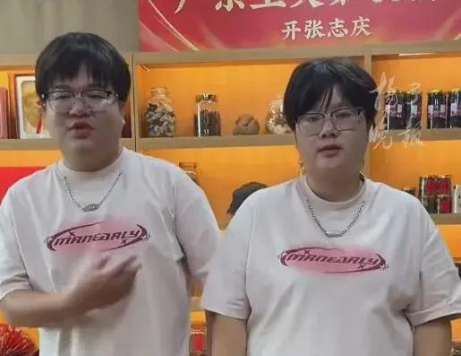 何仙胜、梁彩玉是经由相亲认识的。（取材自扬子晚报）