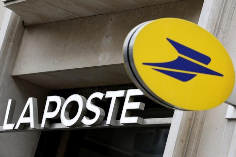 法国邮政与Temu强化合作 商界示警「特洛伊木马」 法国邮政(La Poste)标志。路透