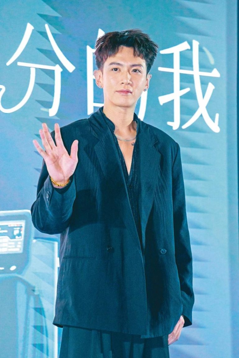 柯震东谈及金钟60颁奖典礼，坦言「小S一出场我就哭了」。(记者沈昱嘉／摄影)