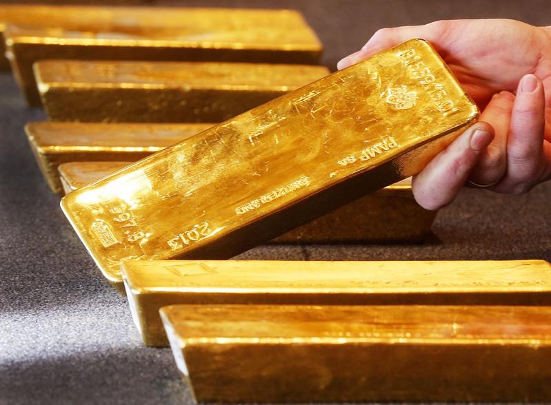 金价创高已见怪不怪,如今连新兴市场在内的各国央行也加入追捧黄金的行列。(美联社)