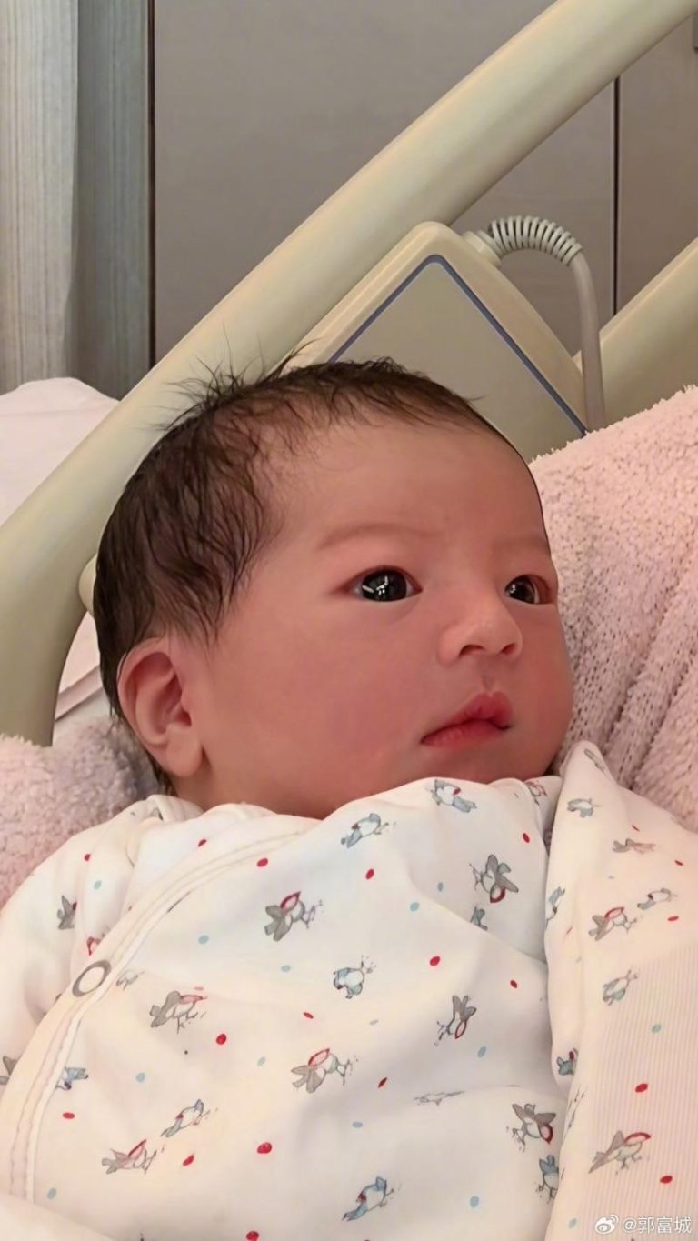 郭富城大方分享小女儿的照片。（图／摘自微博）