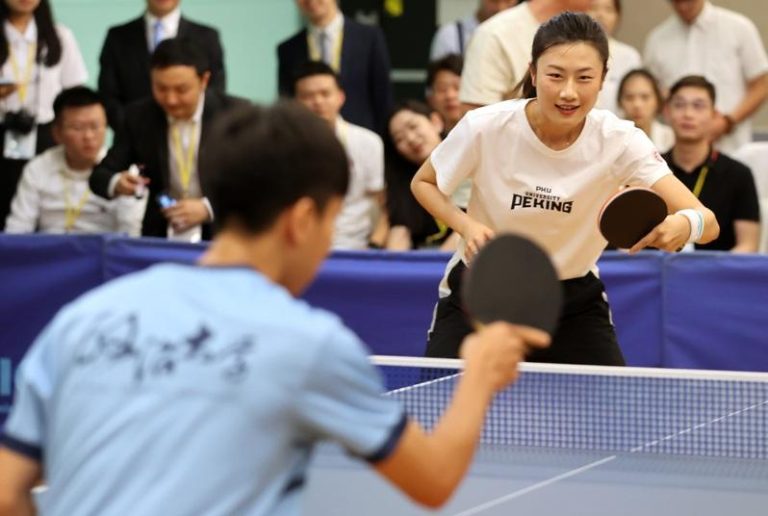 中国乒乓球奥运金牌选手丁宁在退役四年后，近日出任北京市先农坛体育运动技术学校校长。(本报数据照片)