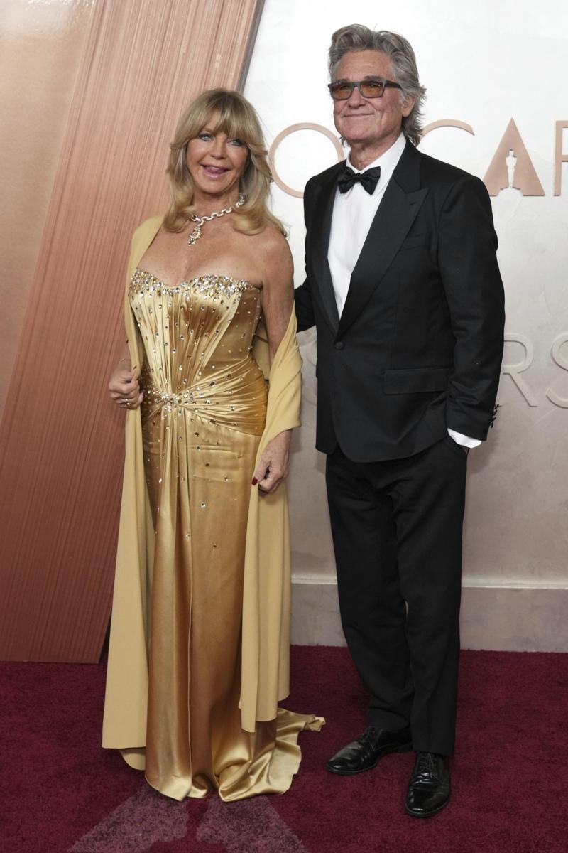 好莱坞银幕情侣寇特罗素(右)与歌蒂韩(左)位于加州太平洋宝马山的豪宅,近日传出喊价1340万美元,重新装修挂牌出售。(美联社)