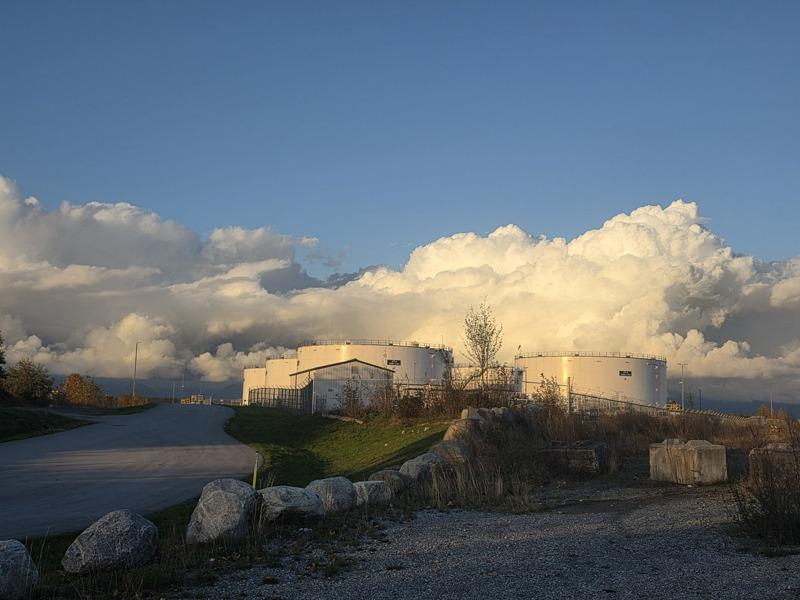 加拿大省级法院将卑诗省大温哥华地区一片750公顷的土地权判给原住民考伊琴族(Cowichan Tribes),引发150多名房主恐慌,批政府失责。(中央社)