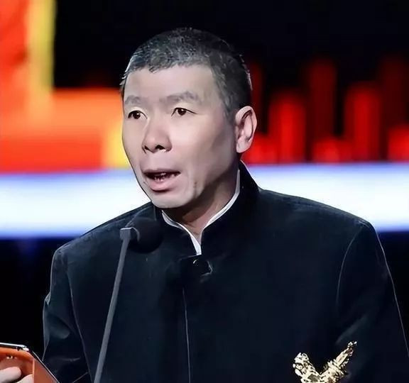 冯小刚离婚后两个月，生活状态如预期般平静揭晓