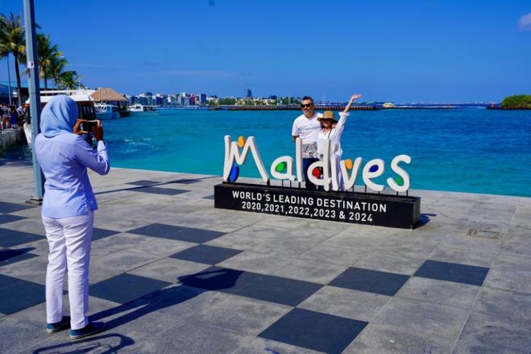 马尔代夫禁止2007年后出生者吸烟 外国游客也适用 马尔代夫。(新华社)