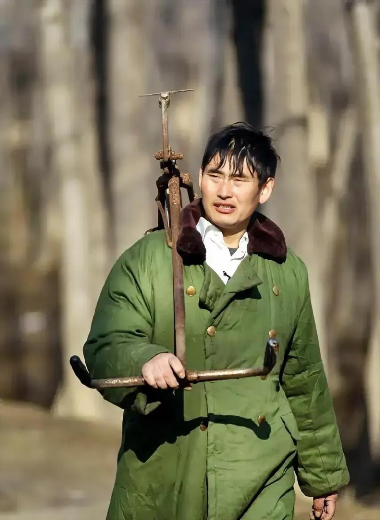 农民歌手「大衣哥」朱之文。（取材自红星新闻）