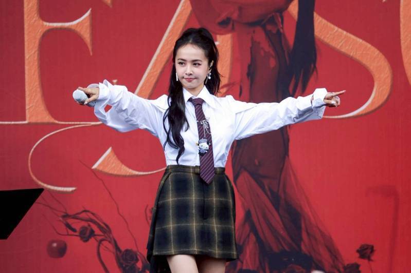 蔡依林一连演唱多首歌曲宠粉。记者沈昱嘉／摄影