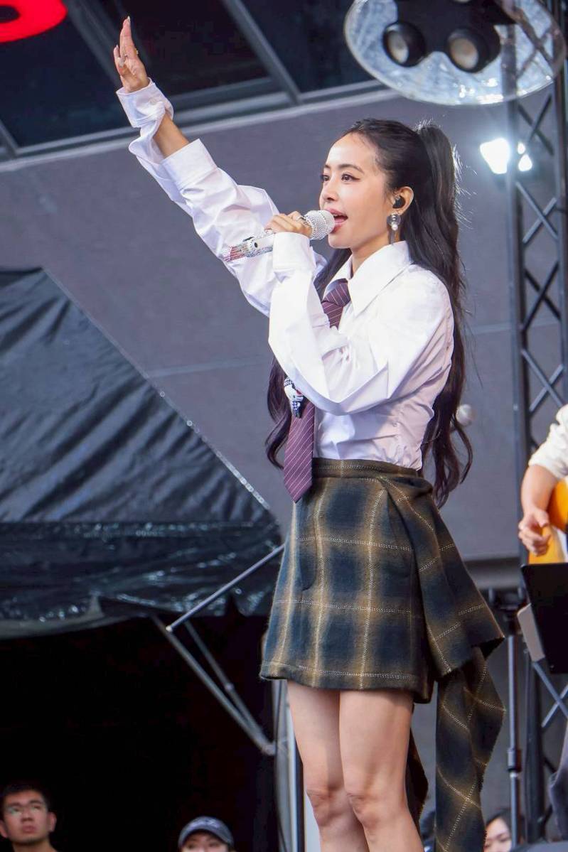 蔡依林一连演唱多首歌曲宠粉。记者沈昱嘉／摄影