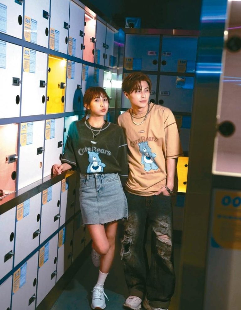 王子再向范姜道歉 盼51万美元婚外情赔偿金分期还 王子(右)因为介入粿粿(左)婚姻,二度道歉。(取材自Instagram)