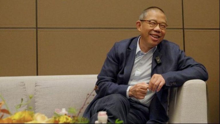 农夫山泉创办人钟睒睒连续五年荣登富比世中国富豪榜首。(新华社)