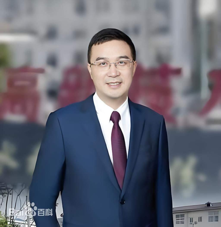 善水科技公司原实际控制人、董事长兼总经理黄国荣。（取材自百度百科）