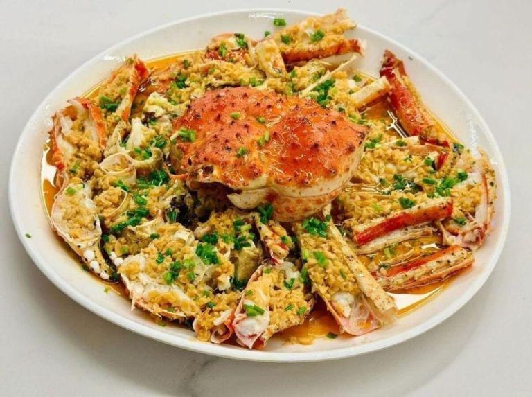 「高端、奢侈」…帝王蟹爬进高校食堂 撼动价值天平? 帝王蟹。(取材自南方窗)