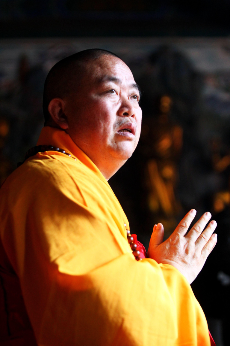 少林寺前住持释永信遭河南省新乡市人民检察院批准逮捕。（中新社）