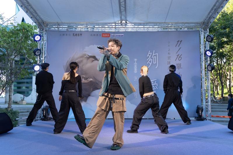 谢和弦现为女儿傻瓜,希望第3胎拚出儿子。图/马槽音乐提供