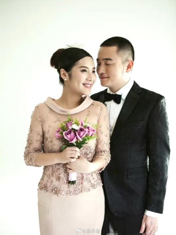 喻恩泰(右)与妻子史林子被爆正在打离婚官司。(取材自微博)