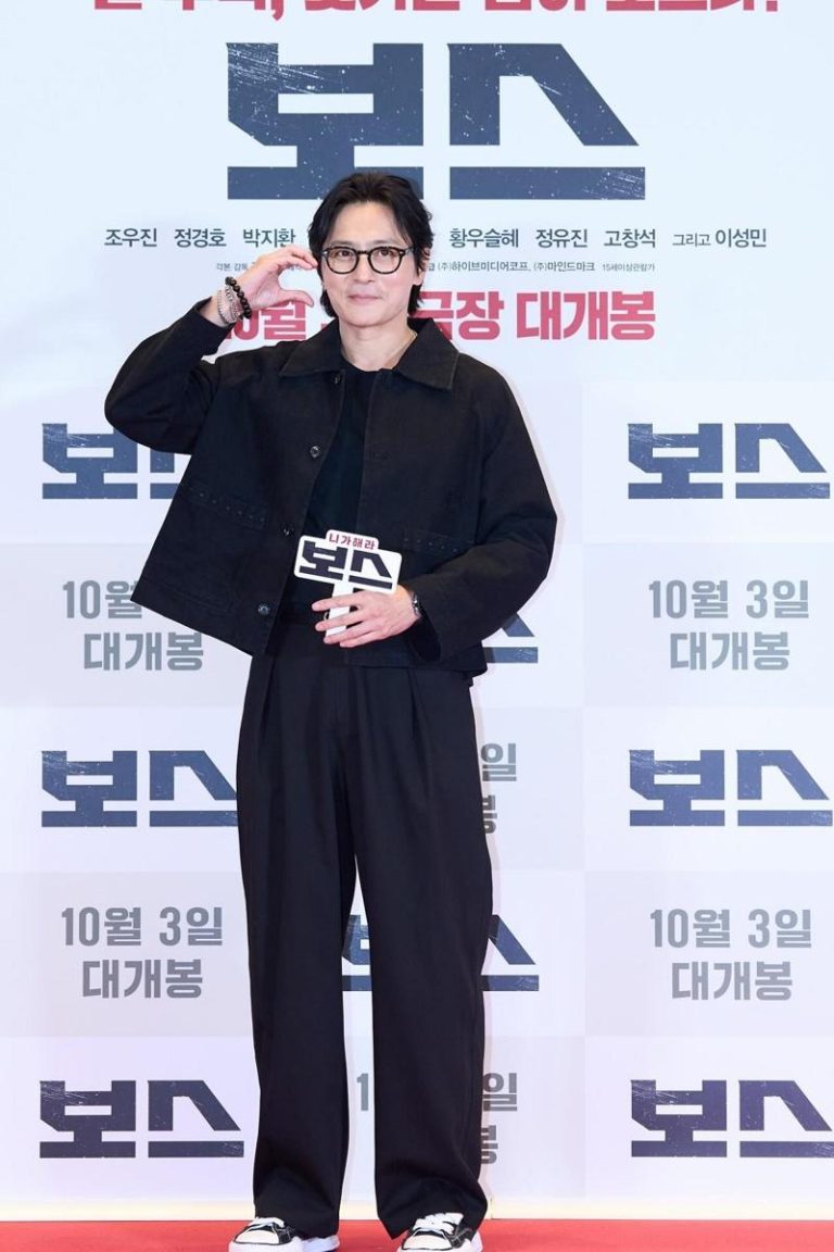 黑道喜剧片「谁想当老大」5天吸百万人 张东健笑到不行 张东健现身「谁想当老大」试映会。(图/采昌提供)