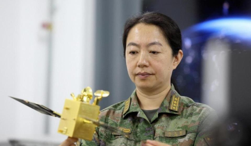 被称为「最美」女大校的卫星通信专家何元智当选中科院院士。（取材自澎湃新闻）