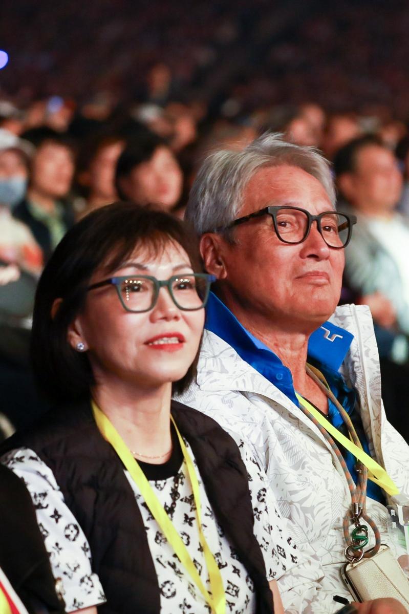 众人大合唱。(中华音乐人交流协会提供)